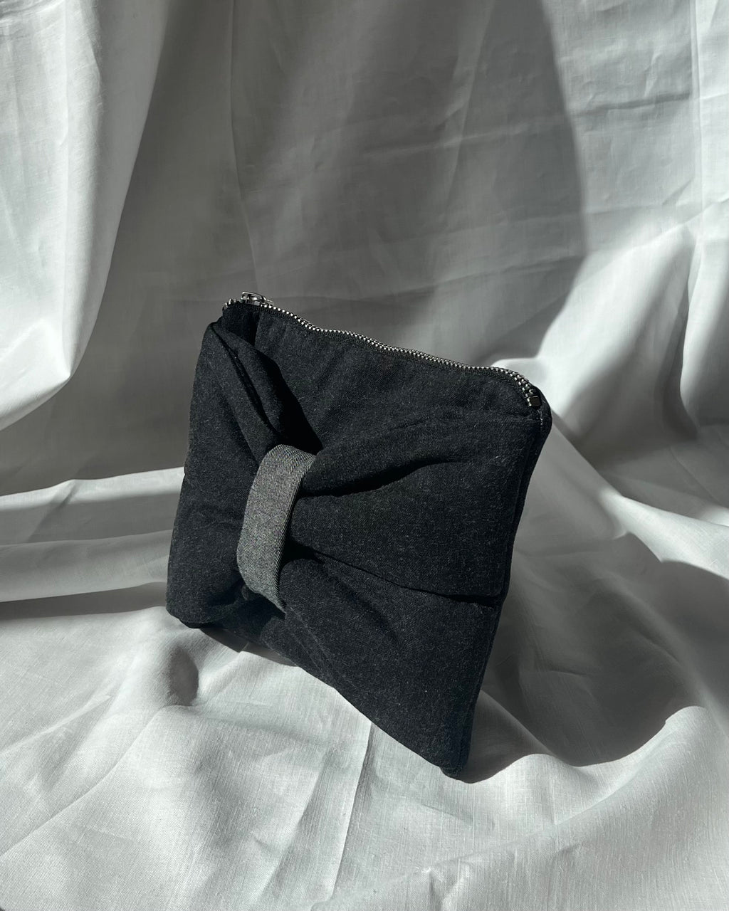 The Bow Bag – Charcoal