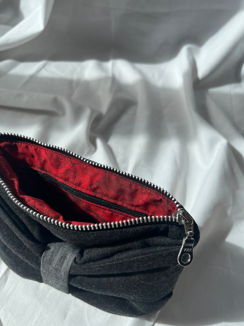 The Bow Bag – Charcoal