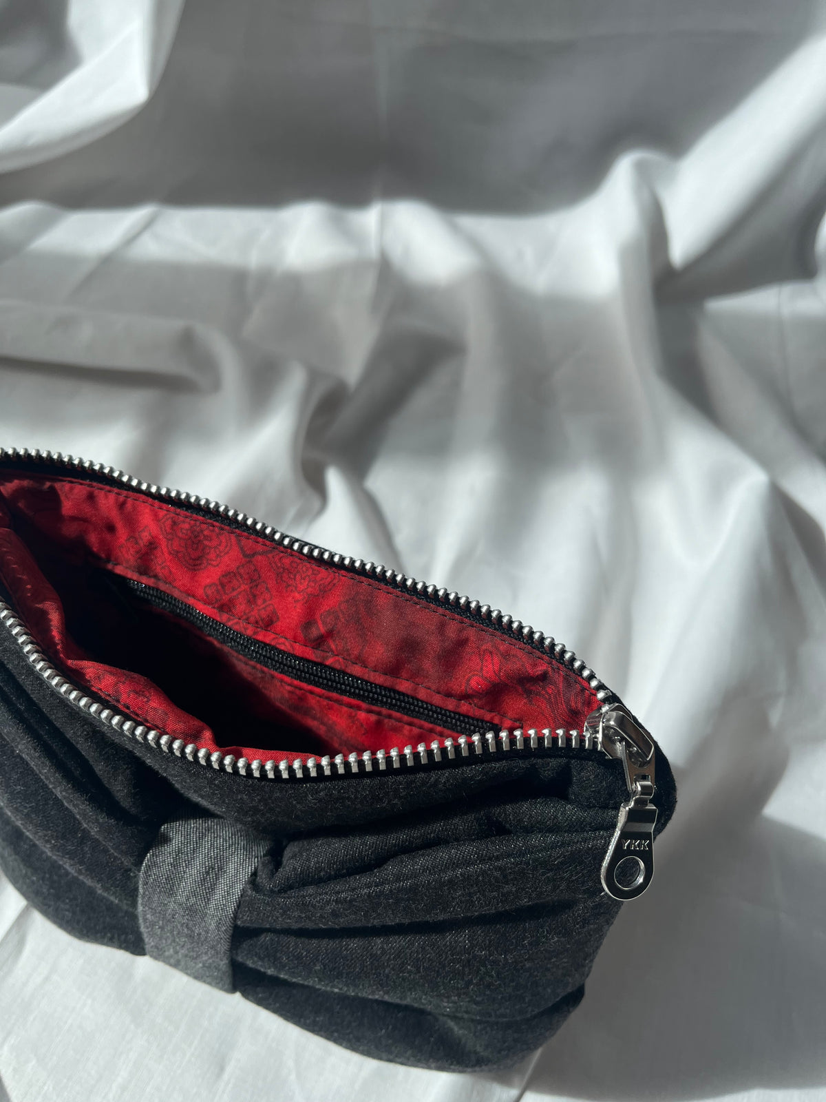The Bow Bag – Charcoal